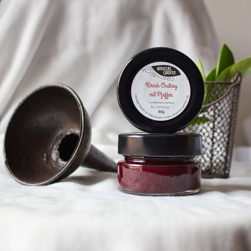 Kirsch Chutney mit Pfeffer - wunderbar zu Ziegenkäse