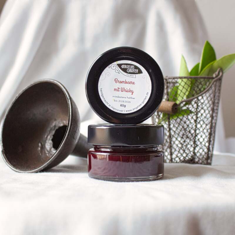 Brombeeren mit einem rauchigen irischen Scotch-wunderbar aromatisch