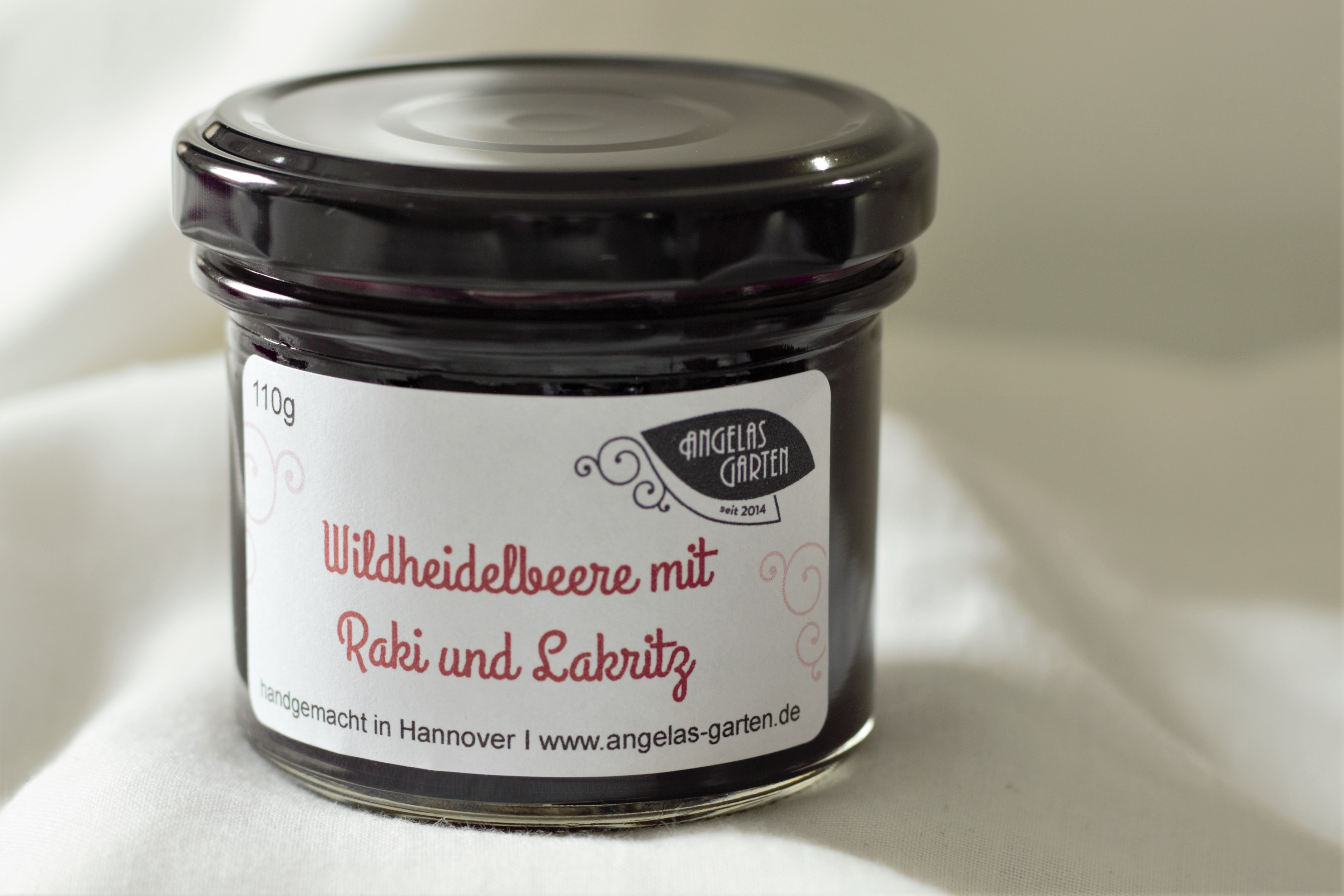 Wildheidelbeere mit Raki und Lakritz