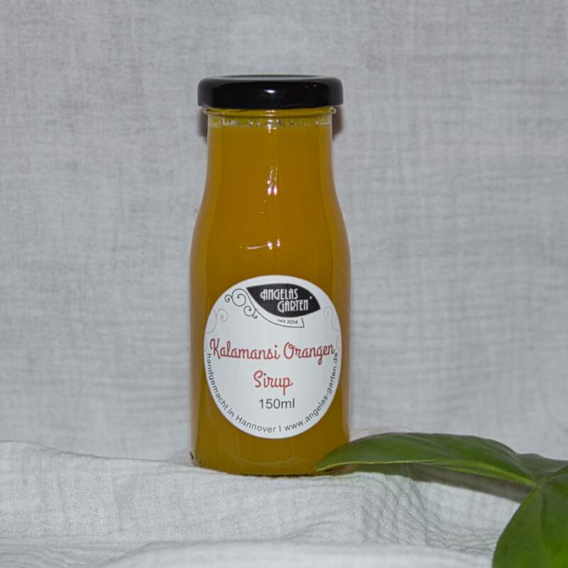 Fruchtsirup Kalamansi mit Orangensaft, sehr lecker in Prosecco